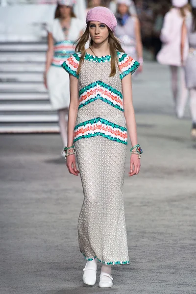Look 35